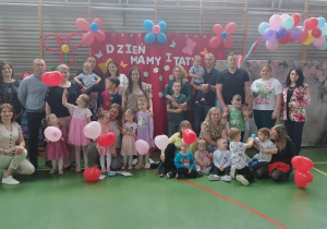 zdjęcie wszystkich uczestników dzisiejszej uroczystości
