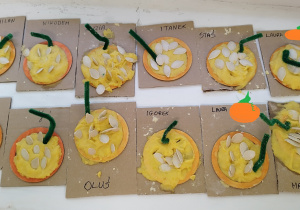 gotowe dynie wykonane przez dzieci